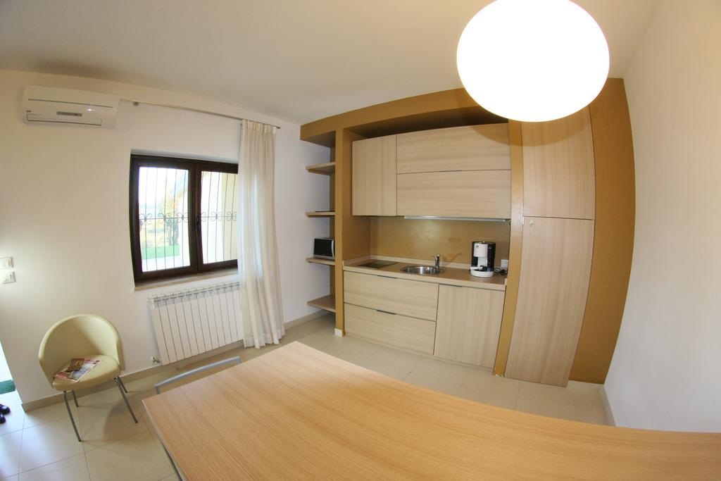 San Michele Apartments&Rooms กาตันซาโร ห้อง รูปภาพ