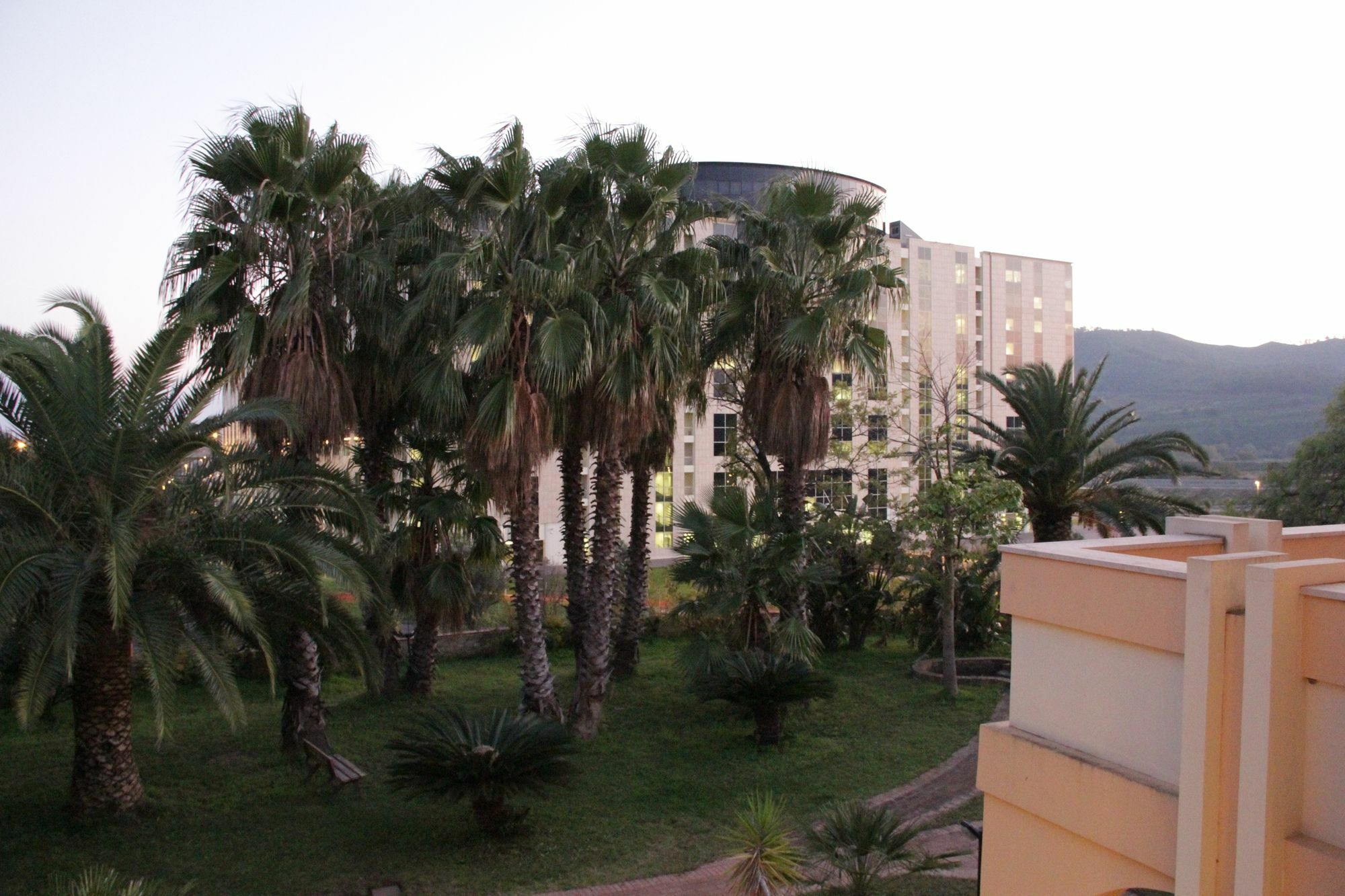 San Michele Apartments&Rooms กาตันซาโร ภายนอก รูปภาพ